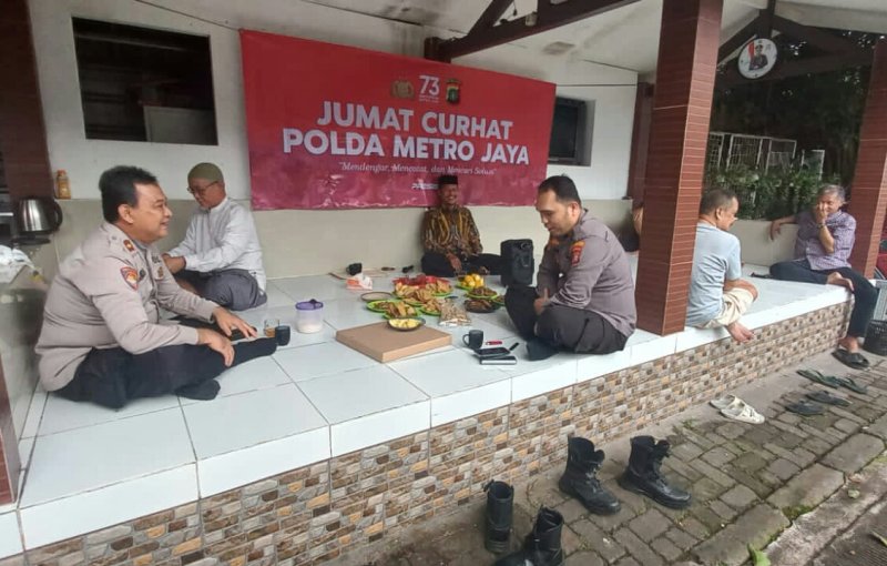“Jumat Curhat” di Pondok Petir, Tertibkan Kumpul Oknum Warga Hingga One Gate System