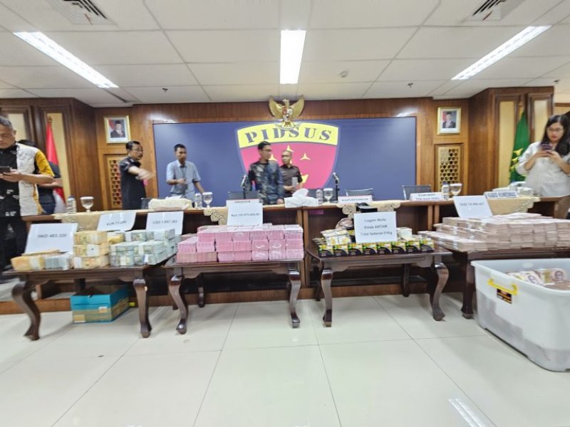 Diduga, ZR Sudah Sebarkan Suap Rp4 Triliun ke Oknum Hakim