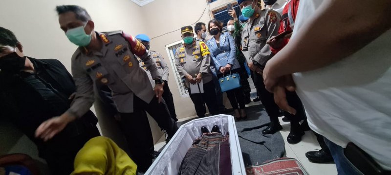 Master Trust Law Firm Sokong Beasiswa 7 Anak Korban Penembakan di Cafe Cengkareng