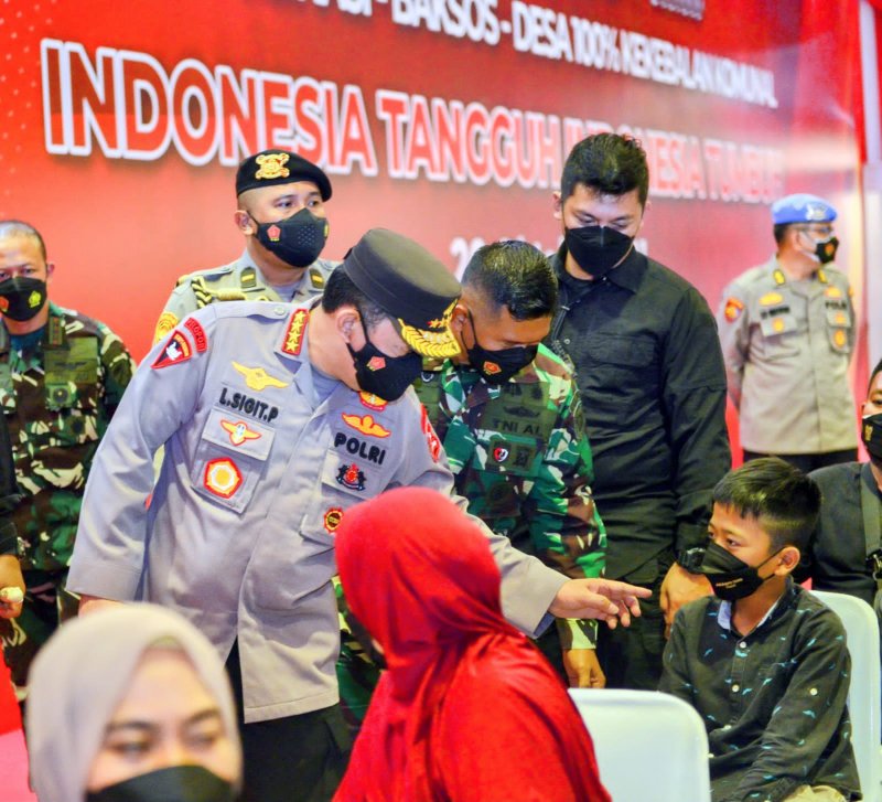 Kapolri: Soliditas dan Sinergitas TNI-Polri akan Wujudkan Kekebalan Komunal