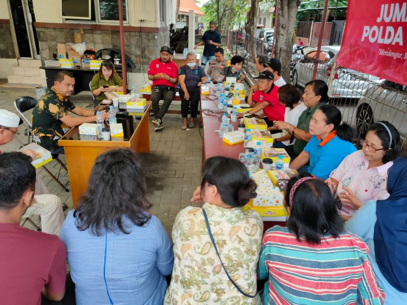 Gelar Jumat Curhat, Ditresnarkoba Fasilitasi Warga di Kampung Ambon, Cengkareng
