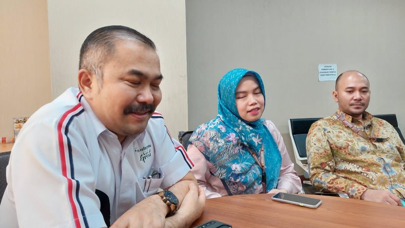 Datangi Bareskrim, Kamaruddin Simanjuntak Minta Perlindungan Hukum Penetapan Tersangka Kliennya