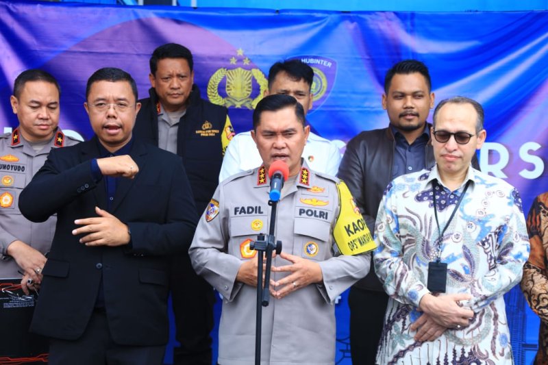 111 Personel Polri Diberangkatkan Amankan TPS Luar Negeri, Kabaharkam Polri: Jalankan Tugas dengan Baik 