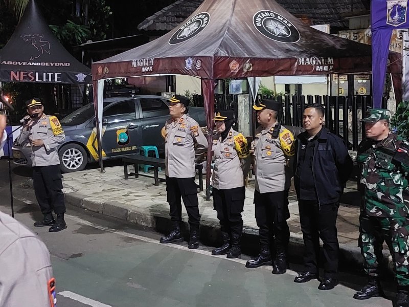 Cegah Gangguan Kamtibmas, Kapolres Jaktim Gelar Apel Cipta Kondisi Empat Pilar 