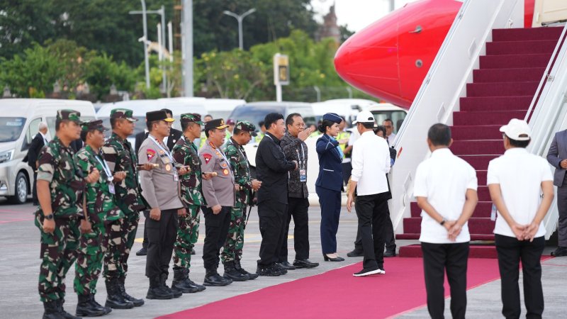 Kapolri dan Panglima TNI serta Kapolda Bali Antar Keberangkatan Presiden Jokowi