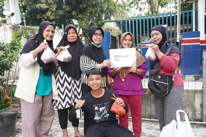 Bakrie Group melalui Bakrie Amanah Salurkan 157 Hewan Kurban di Hari Raya Idul Adha 