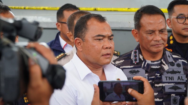 Tim Gabungan Bareskrim Gagalkan Penyelupan Ratusan Ribu Benih Lobster ke Luar Negeri