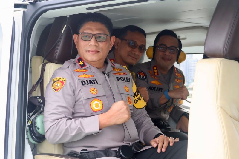 Puncak Arus Mudik Lebaran 2025, Wakapolda Metro Jaya Pantau Arus Mudik dari Udara