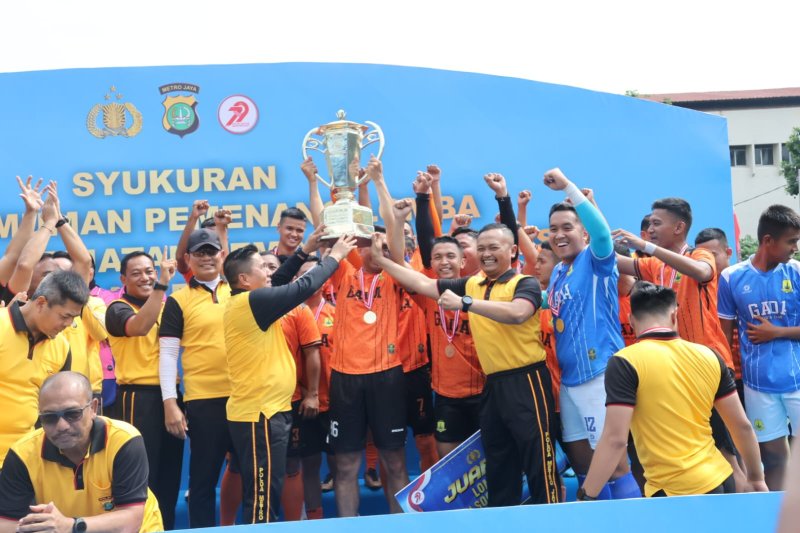 HUT Bhayangkara ke-79, Polda Metro Jaya Gelar Syukuran dan Bagikan Hadiah Perlombaan