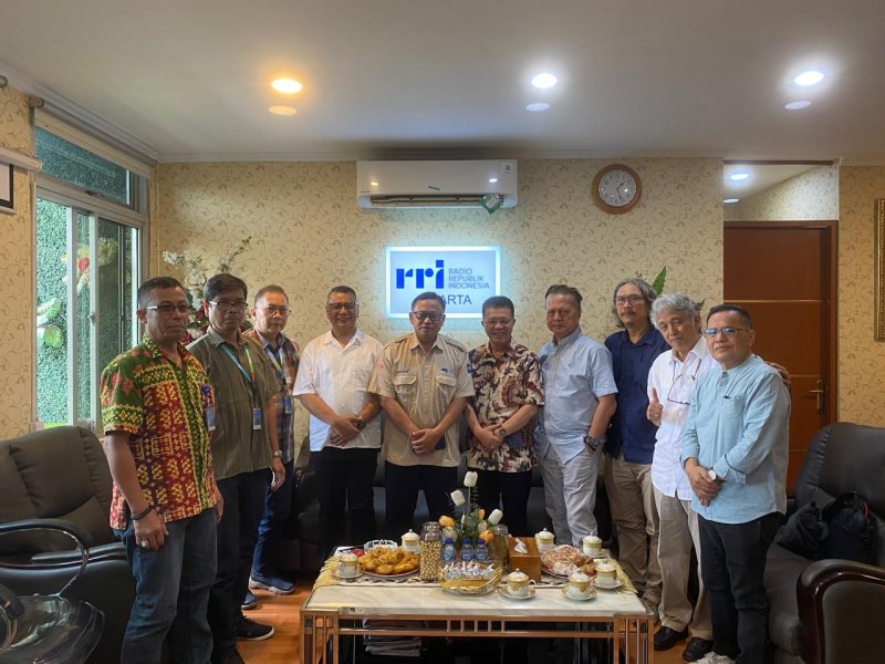 PWI Jaya dan Pimpinan RRI Jakarta Bahas Malam Anugerah MH Thamrin 2025