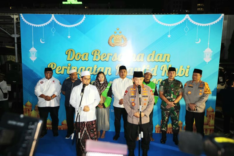 Doa Bersama di Maulid Nabi, Kapolri Ajak Masyarakat Jaga Persatuan untuk Memajukan Indonesia