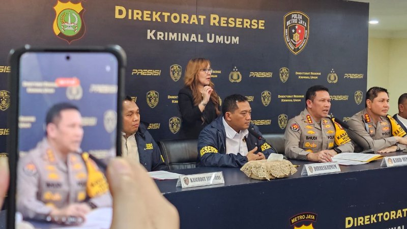 Polisi Tangkap Aksi Koboi Pelaku Penembakan Hansip di Cakung Jakarta Timur