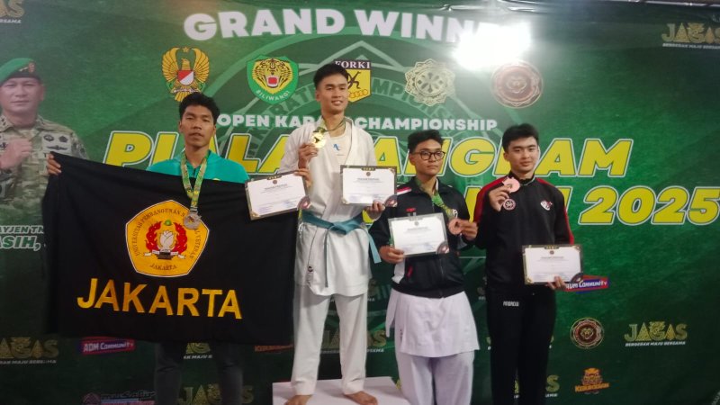 Tim Karate UPN Veteran Jakarta Berkibar di Piala Pangdam III/Siliwangi 2025