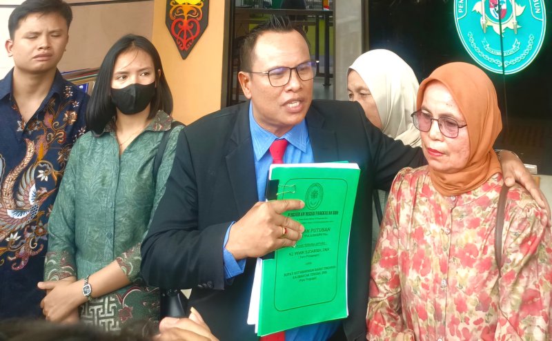 Keadilan Ditegakkan: Hakim Menangkan Gugatan Nenek Renta yang Tanahnya Diklaim Oleh Pemkab Kobar